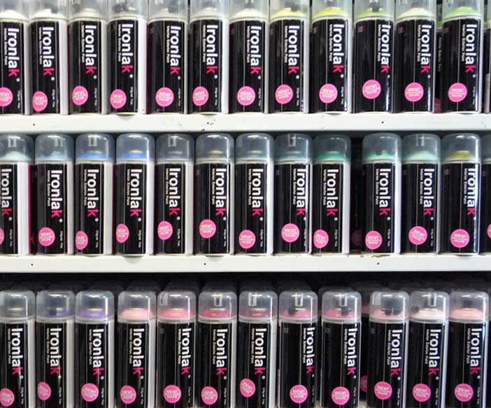 ironlak_09_03